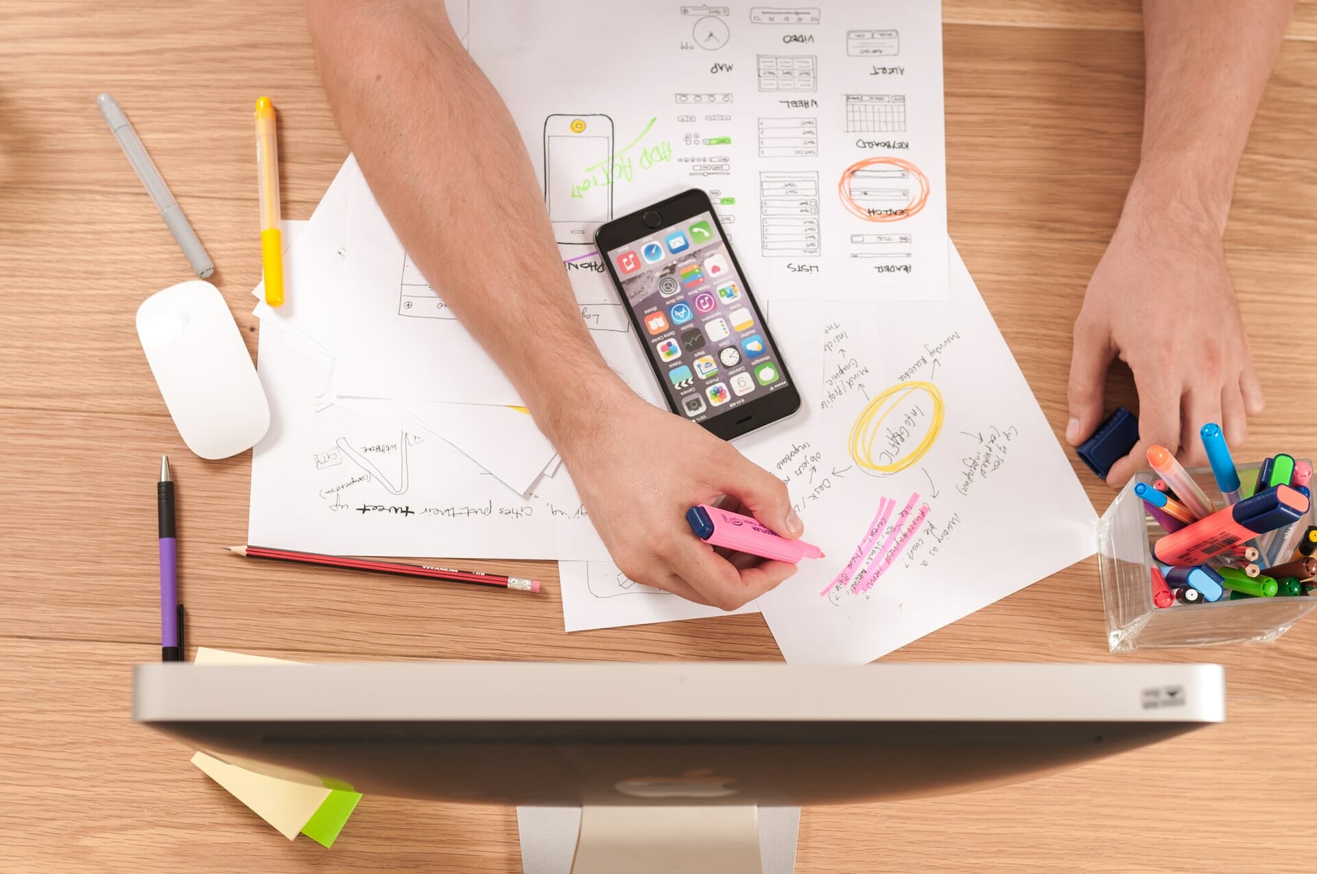 Using Virtual Assistants To Scale Your Agency