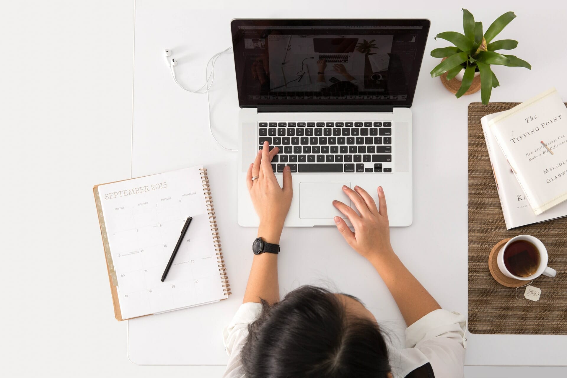 Create 6-Figure Months With Your Coaching And Education Business